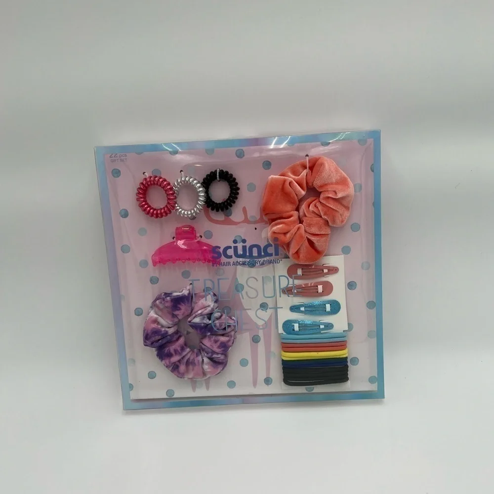 Scunci # 1 Hair Accessory brand 22 pieces